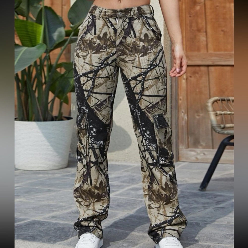 Wide Leg Camo Pants
